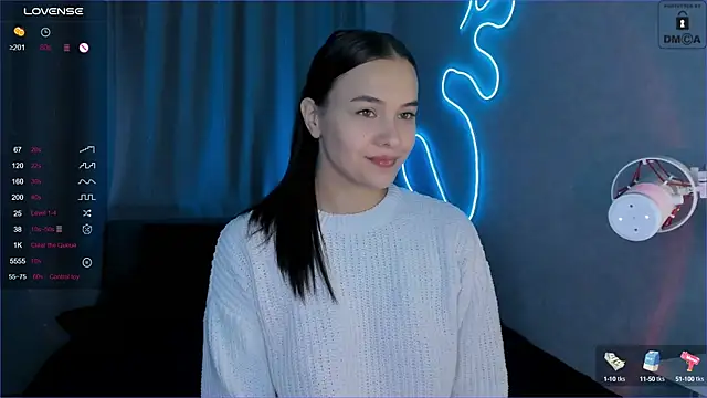  Sweetie  online show from December 4, 7:17 am