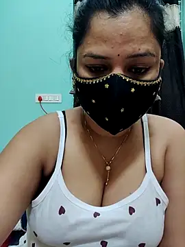 Snapshot of payal_sharma1 chatting on December 20, 1:29 pm payal sharma1 online show from December 20, 1:29 pm