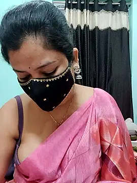 Snapshot of payal_sharma1 chatting on January 9, 5:10 am payal sharma1 online show from January 9, 5:10 am