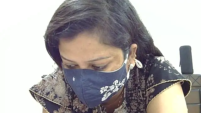 Snapshot of payal_sharma1 chatting on February 14, 5:43 pm payal sharma1 online show from February 14, 5:43 pm