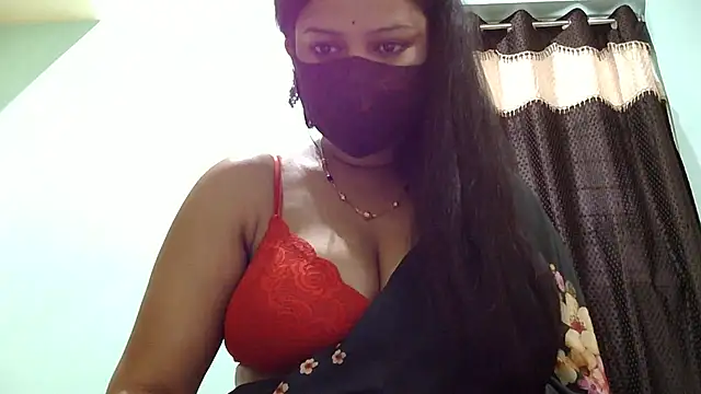 Snapshot of payal_sharma1 chatting on March 29, 6:35 am payal sharma1 online show from March 29, 6:35 am