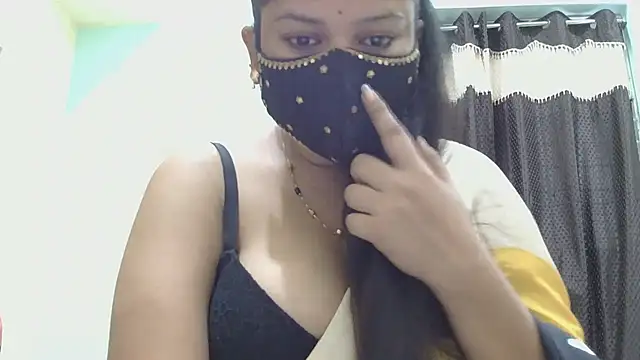 Snapshot of payal_sharma1 chatting on June 20, 6:38 am payal sharma1 online show from June 20, 6:38 am