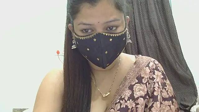 Snapshot of payal_sharma1 chatting on July 9, 5:44 am payal sharma1 online show from July 9, 5:44 am