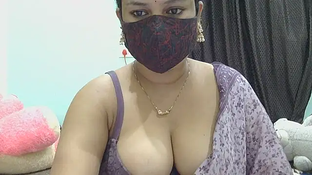 Snapshot of payal_sharma1 chatting on August 3, 1:16 pm payal sharma1 online show from August 3, 1:16 pm