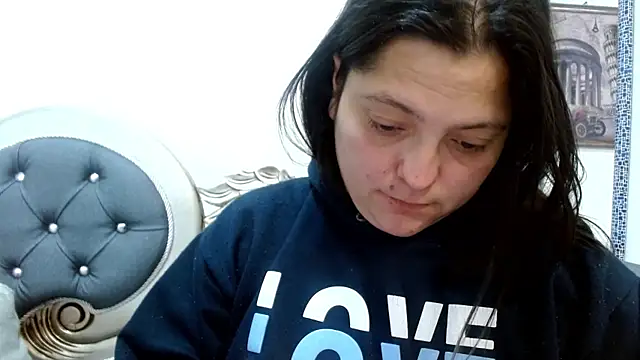 KataleyaStiward online show from June 11, 12:25 pm