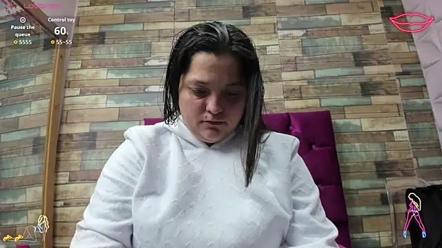 KataleyaStiward online show from July 18, 1:26 pm