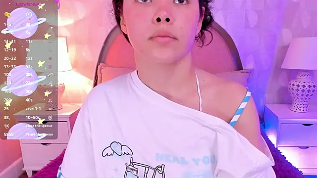 Snapshot of angeline_teen chatting on June 2, 12:07 pm angeline teen online show from June 2, 12:07 pm