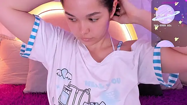 Snapshot of angeline_teen chatting on July 31, 12:15 pm angeline teen online show from July 31, 12:15 pm