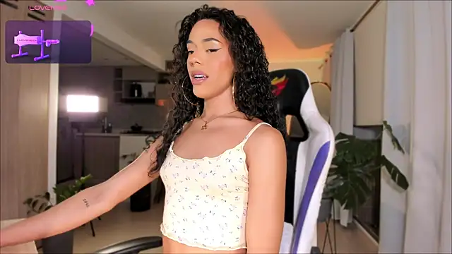  Miss Anna  online show from July 17, 4:08 am