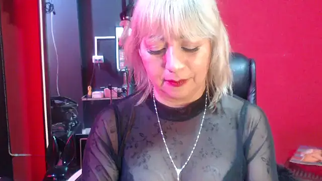 KLOE PIELL online show from September 30, 9:53 pm