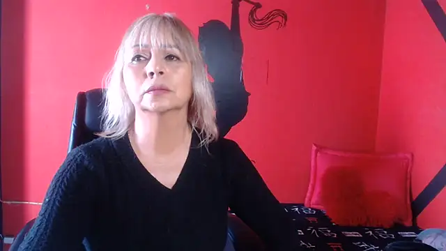 Snapshot of KLOE_PIELL chatting on June 16, 4:53 pm KLOE PIELL online show from June 16, 4:53 pm