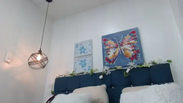 Snapshot of Lizeth_rey1 chatting on March 6, 10:58 pm Lizeth rey1 online show from March 6, 10:58 pm