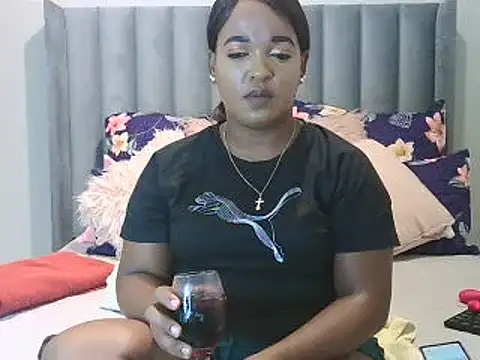 Snapshot of Amberbela chatting on January 25, 5:51 pm Amberbela online show from January 25, 5:51 pm