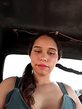 emma-19- online show from March 19, 9:37 pm