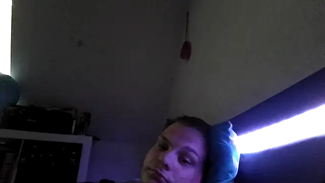 Snapshot of Nicolasjlhkjzl chatting on May 23, 12:09 pm Nicolasjlhkjzl online show from May 23, 12:09 pm