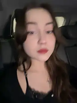 Peachy Dream online show from February 6, 10:00 pm