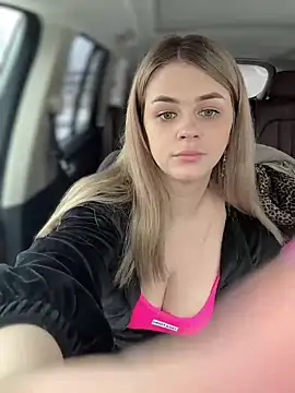 Love Bri online show from February 27, 8:39 am