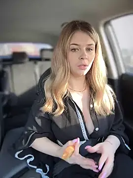 Love Bri online show from March 7, 11:40 am