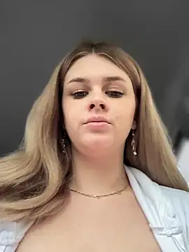 Love Bri online show from March 12, 9:55 am