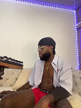Snapshot of Jacksonking27 chatting on June 19, 11:08 pm Jacksonking27 online show from June 19, 11:08 pm