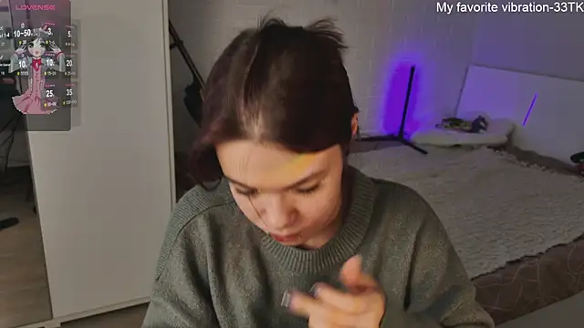 ValBae online show from January 20, 12:39 pm