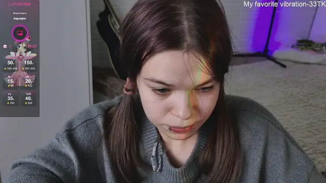 ValBae online show from January 21, 6:34 pm