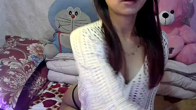 Snapshot of Mint_Minty chatting on February 4, 3:29 pm Mint Minty online show from February 4, 3:29 pm