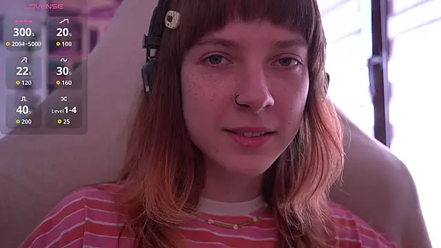 Snapshot of juliapie chatting on September 25, 7:56 am juliapie online show from September 25, 7:56 am