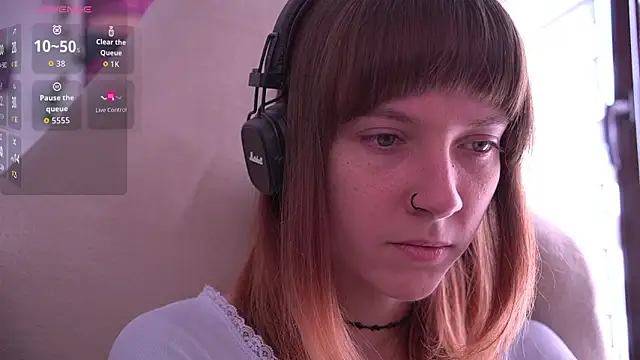 Snapshot of juliapie chatting on September 27, 7:35 am juliapie online show from September 27, 7:35 am