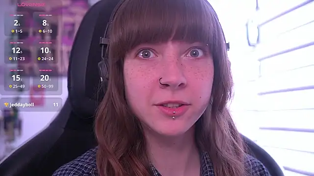 juliapie online show from May 5, 10:12 am