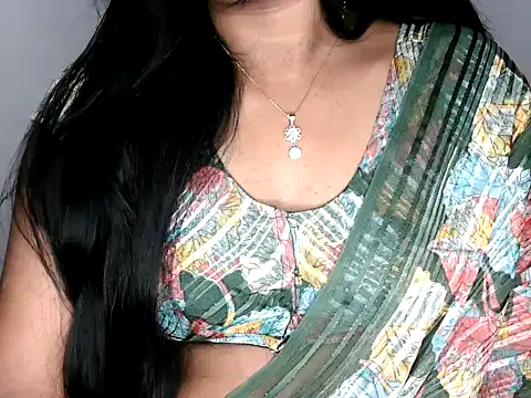 Snapshot of shila20 chatting on November 16, 1:22 am shila20 online show from November 16, 1:22 am