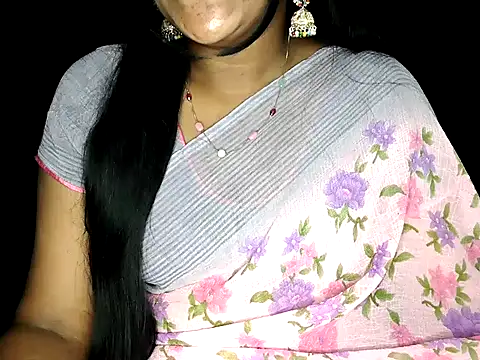 Snapshot of shila20 chatting on November 23, 9:31 am shila20 online show from November 23, 9:31 am