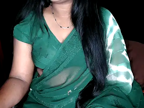 Snapshot of shila20 chatting on December 5, 5:09 pm shila20 online show from December 5, 5:09 pm