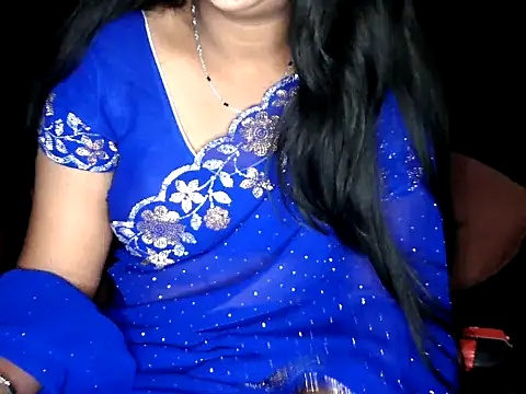 Snapshot of shila20 chatting on December 14, 10:36 pm shila20 online show from December 14, 10:36 pm