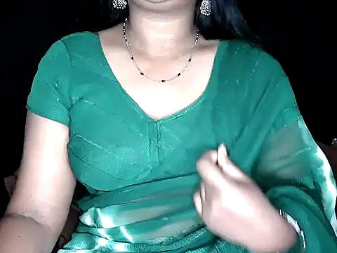 Snapshot of shila20 chatting on January 12, 7:57 am shila20 online show from January 12, 7:57 am