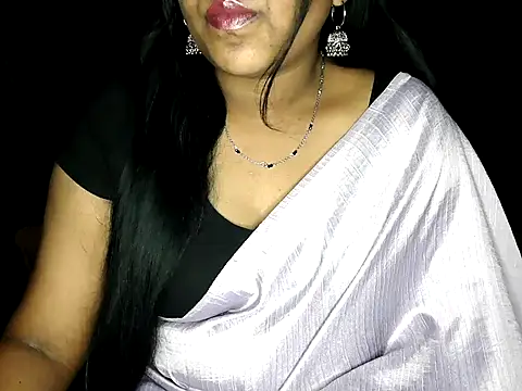 Snapshot of shila20 chatting on March 3, 8:15 pm shila20 online show from March 3, 8:15 pm