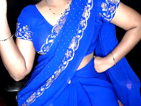 Snapshot of shila20 chatting on March 14, 2:39 am shila20 online show from March 14, 2:39 am