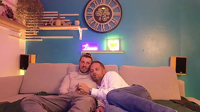 Snapshot of braqueuemar83 chatting on February 2, 5:37 pm braqueuemar83 online show from February 2, 5:37 pm