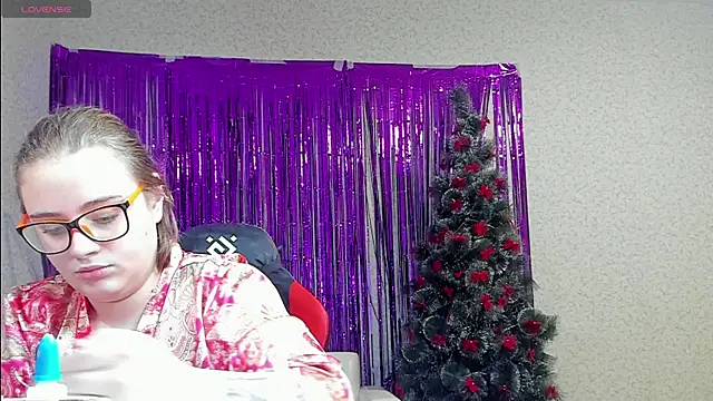 Seductive She Wolf online show from January 20, 2:57 pm