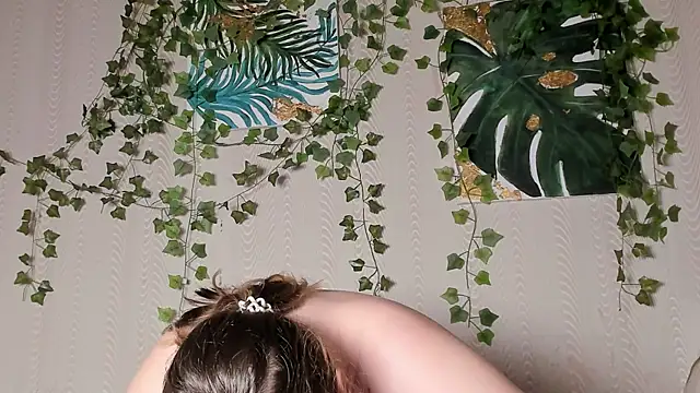 Snapshot of Seductive_She_Wolf chatting on October 28, 2:20 pm Seductive She Wolf online show from October 28, 2:20 pm