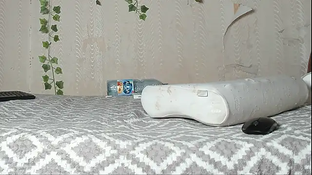 Snapshot of Seductive_She_Wolf chatting on November 19, 5:35 pm Seductive She Wolf online show from November 19, 5:35 pm