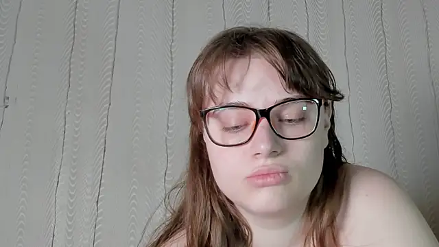 Snapshot of Seductive_She_Wolf chatting on May 14, 3:46 am Seductive She Wolf online show from May 14, 3:46 am