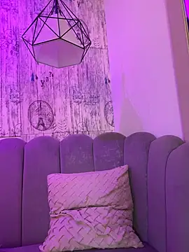 AbyThompson online show from May 3, 1:50 pm