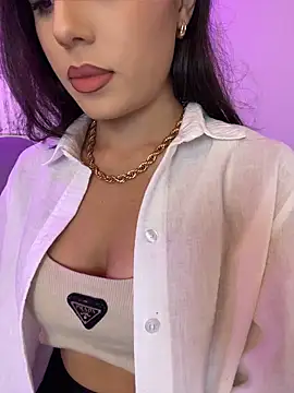 AbyThompson online show from May 4, 7:43 pm