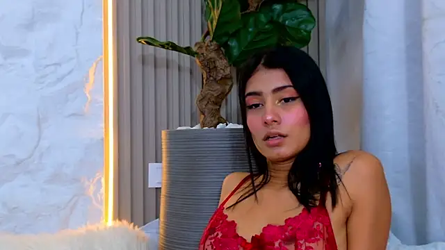 LaurenRodriiguez online show from July 24, 12:36 pm