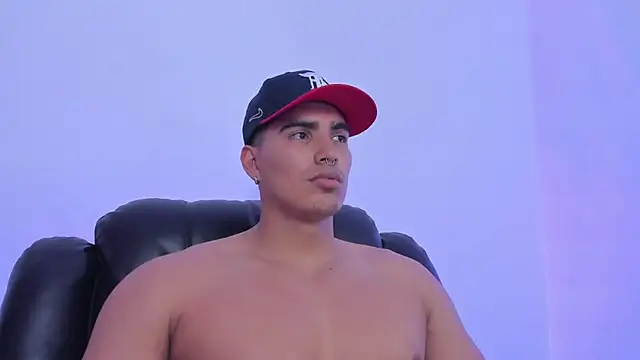 JamesGraay online show from February 20, 11:10 pm