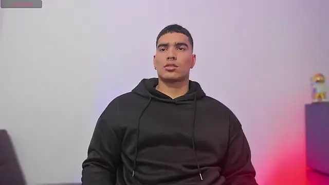 JamesGraay online show from October 18, 10:38 am