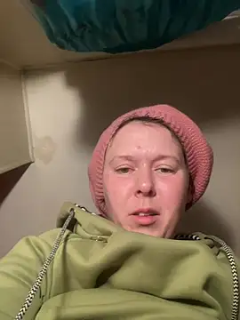 KatieBARBiE98 online show from January 18, 6:39 am