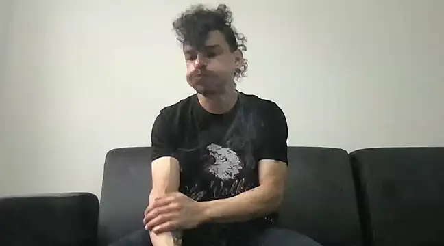 HorrorotikA online show from December 2, 5:48 pm