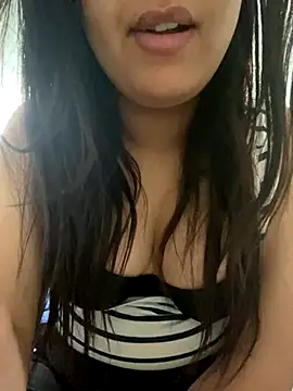 yassminsexy22 online show from December 5, 12:00 pm